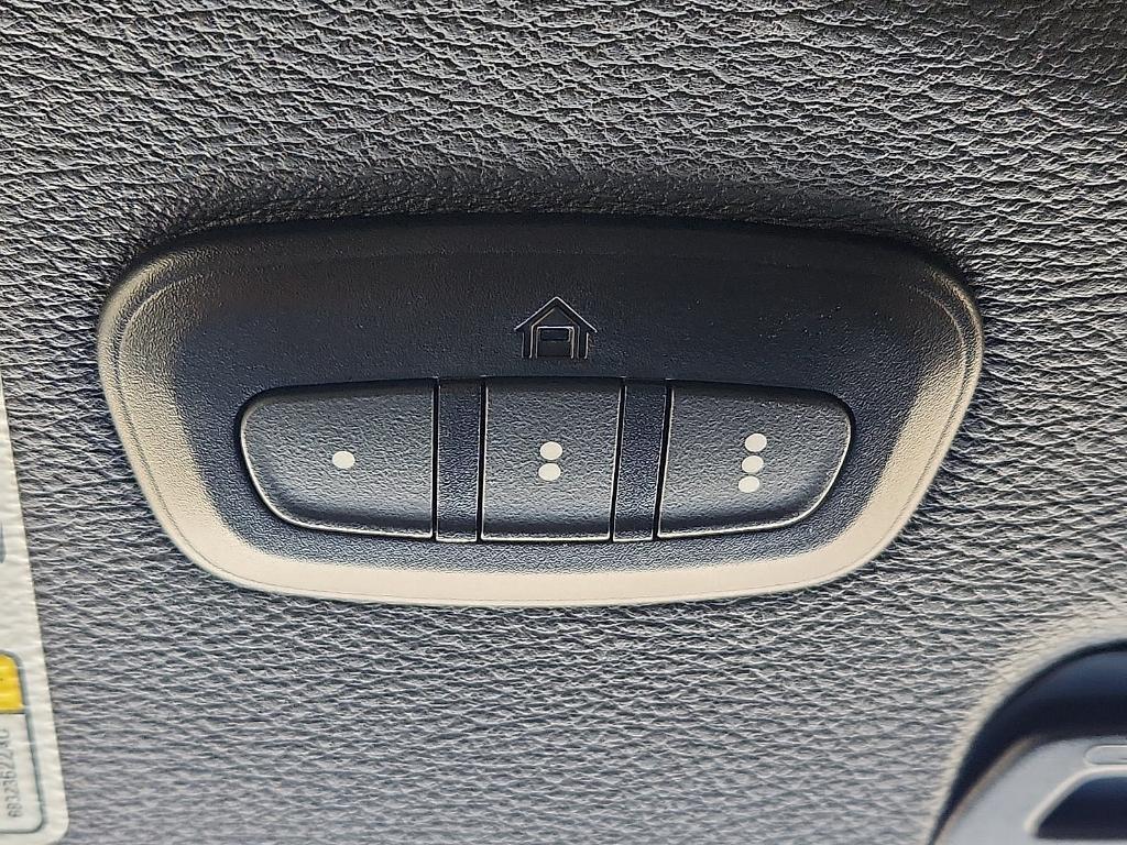 used 2023 Jeep Gladiator car, priced at $38,995