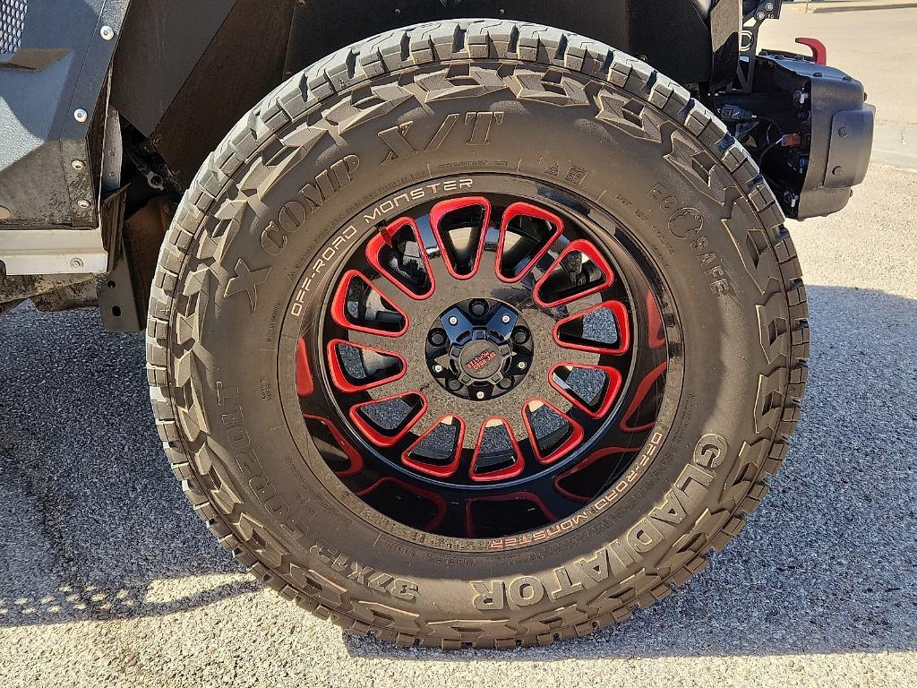 used 2023 Jeep Gladiator car, priced at $38,995