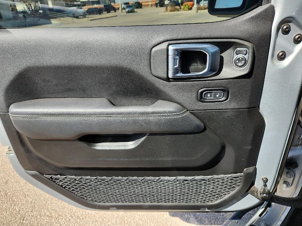 used 2023 Jeep Gladiator car, priced at $38,995