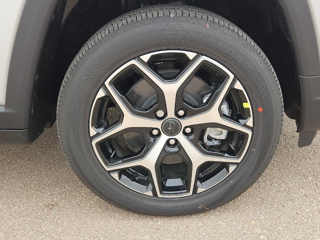 new 2026 Jeep Compass car, priced at $33,634