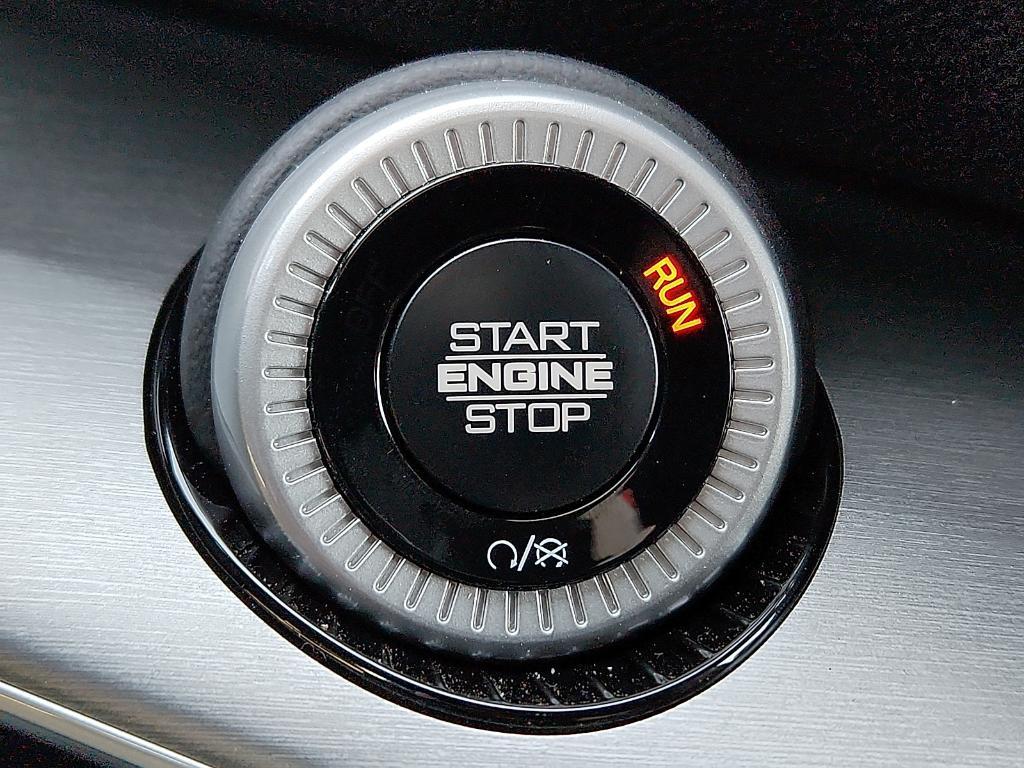 new 2026 Jeep Grand Wagoneer car, priced at $73,960