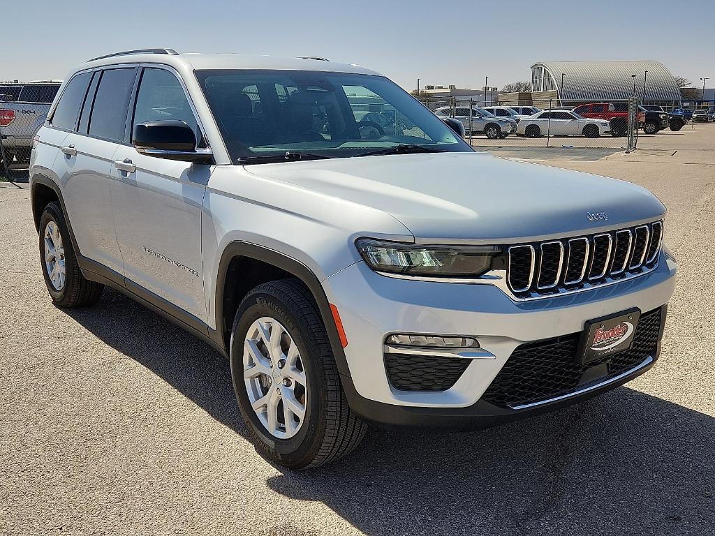 used 2023 Jeep Grand Cherokee car, priced at $31,995