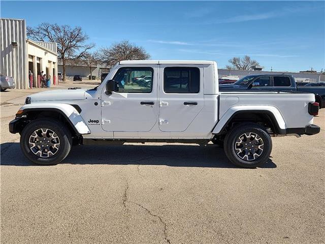 new 2026 Jeep Gladiator car, priced at $49,542