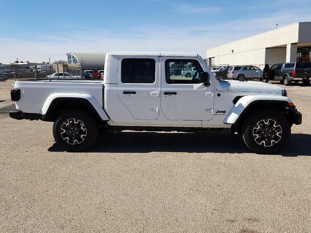 new 2026 Jeep Gladiator car, priced at $51,063