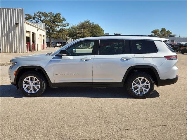 used 2022 Jeep Grand Cherokee L car, priced at $29,995