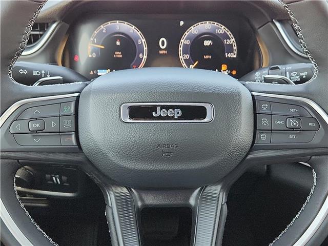 new 2025 Jeep Grand Cherokee car, priced at $39,191