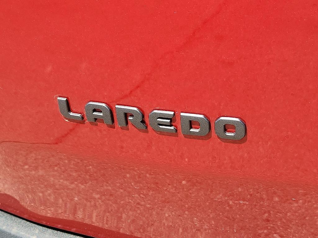 new 2026 Jeep Cherokee car, priced at $38,712