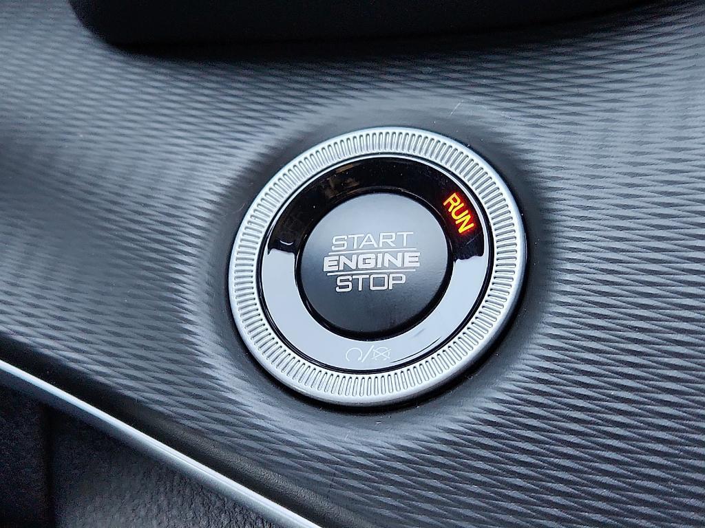 new 2025 Jeep Grand Cherokee L car, priced at $42,302