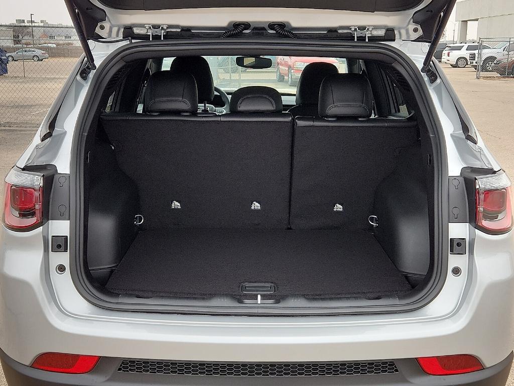 new 2026 Jeep Compass car, priced at $31,041