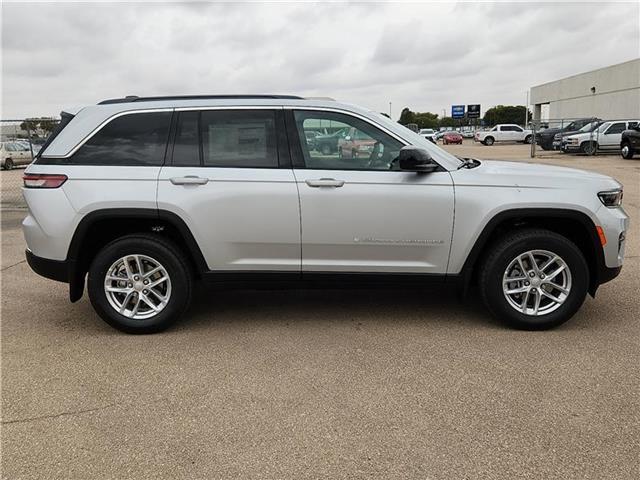 new 2025 Jeep Grand Cherokee car, priced at $46,590