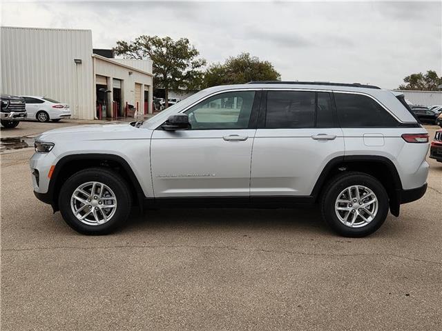 new 2025 Jeep Grand Cherokee car, priced at $46,590