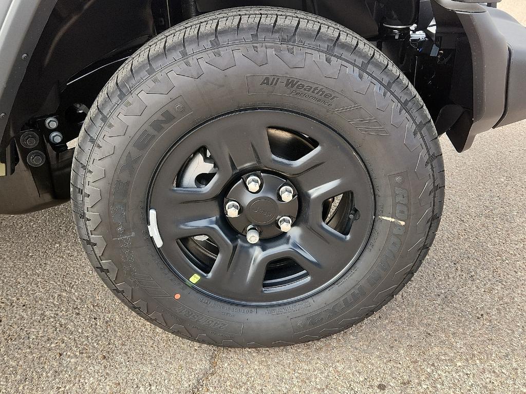 new 2026 Jeep Wrangler car, priced at $42,193
