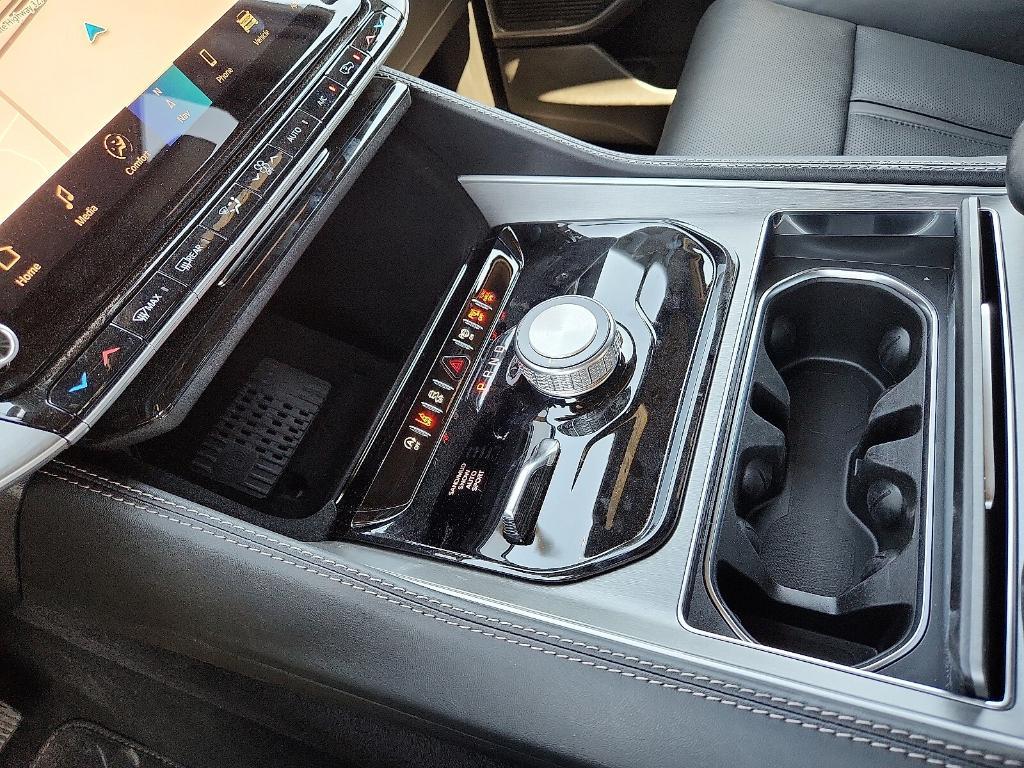 new 2026 Jeep Grand Wagoneer car, priced at $71,271