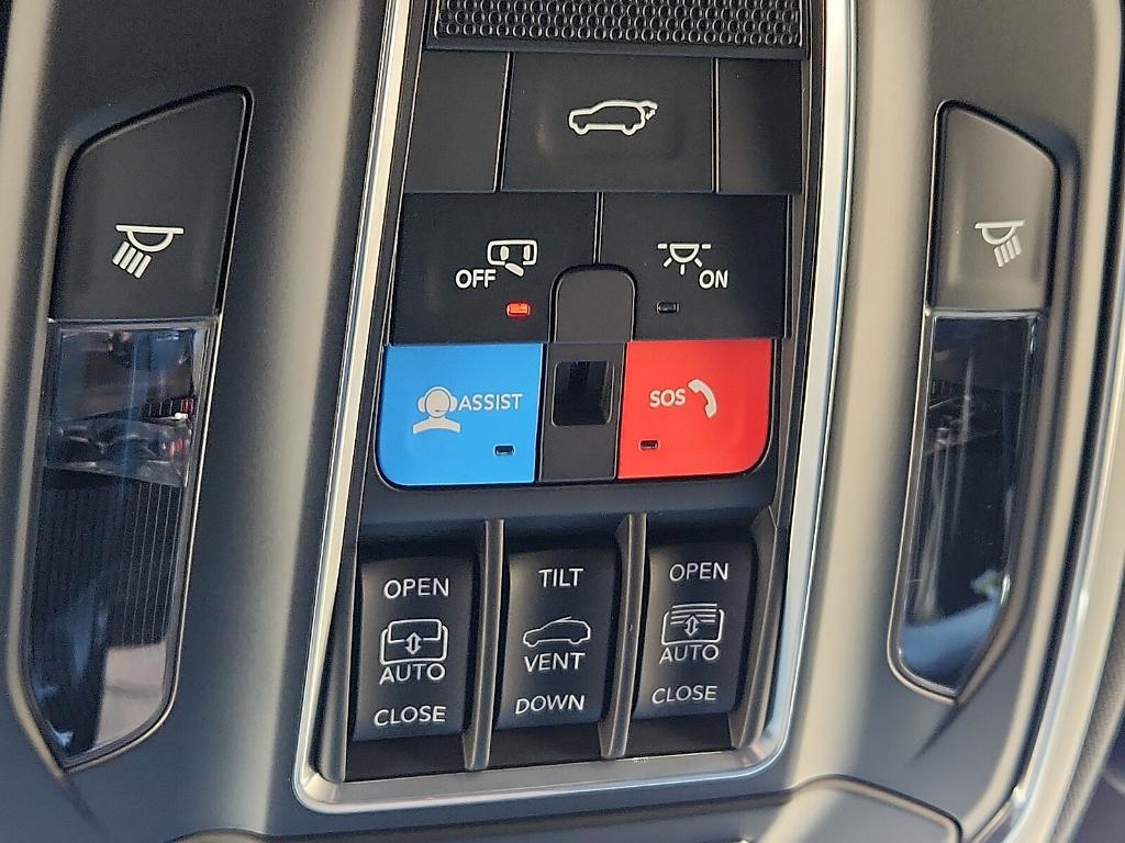 new 2026 Jeep Grand Wagoneer car, priced at $71,271