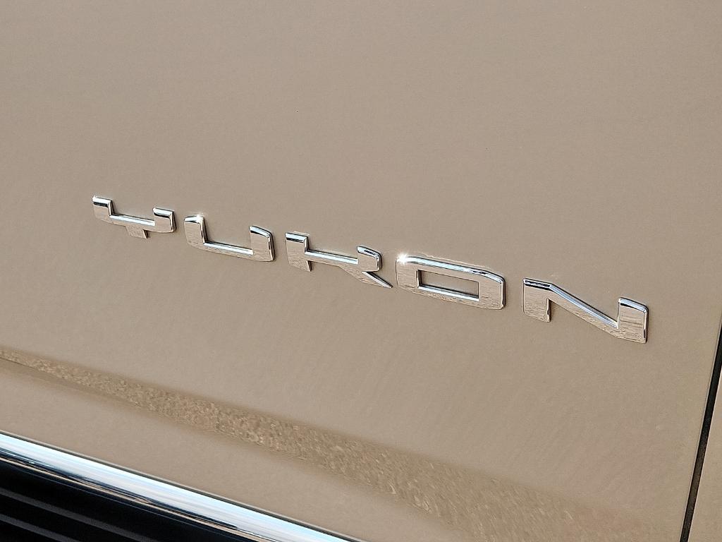 used 2023 GMC Yukon car, priced at $43,995