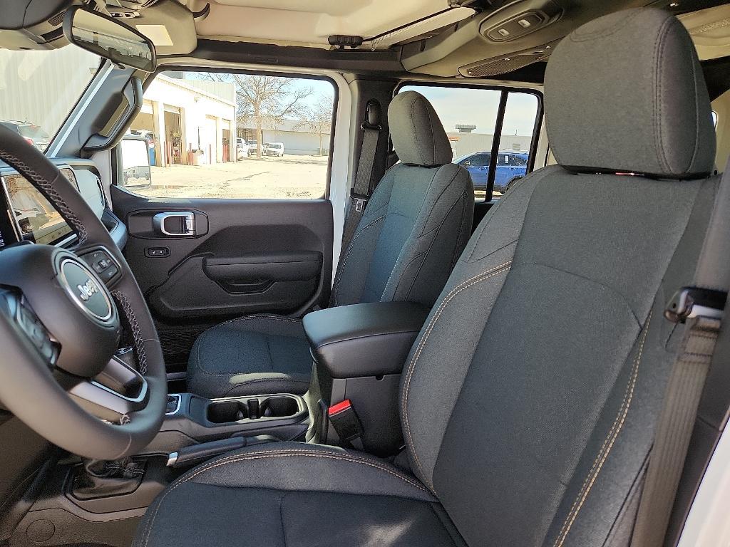 new 2026 Jeep Wrangler car, priced at $46,893