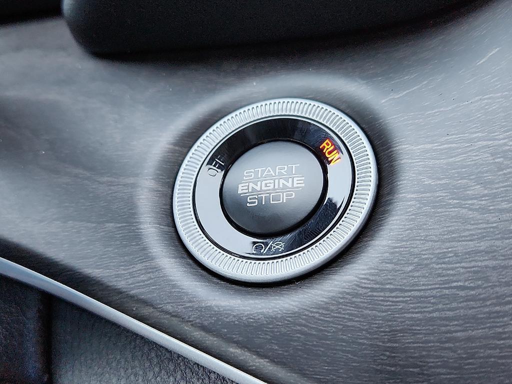 new 2025 Jeep Grand Cherokee L car, priced at $49,626