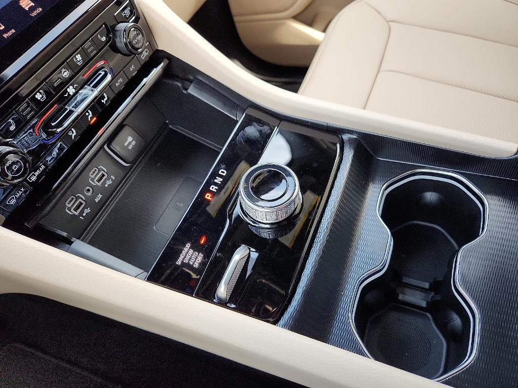 new 2025 Jeep Grand Cherokee L car, priced at $49,317