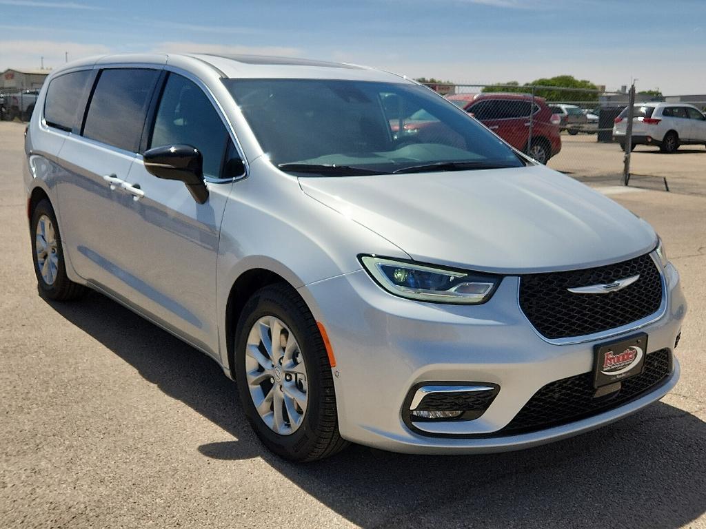 new 2026 Chrysler Pacifica car, priced at $48,500