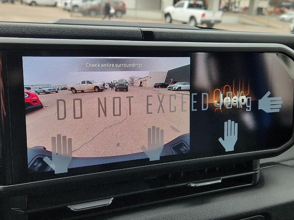 new 2026 Jeep Gladiator car, priced at $40,822