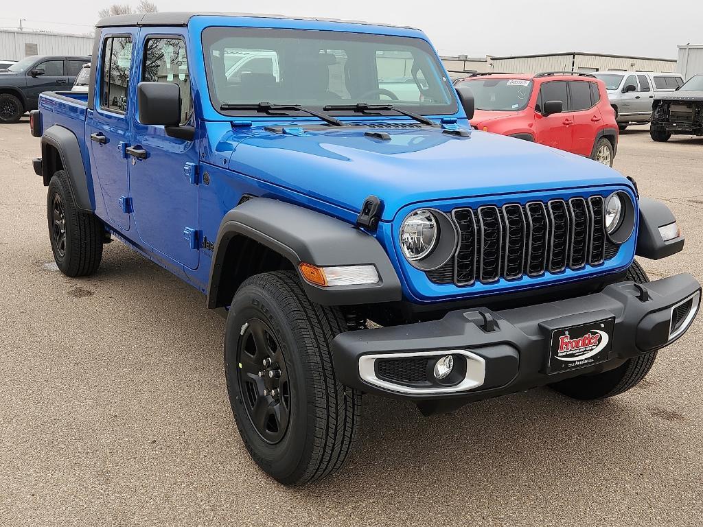 new 2026 Jeep Gladiator car, priced at $40,822