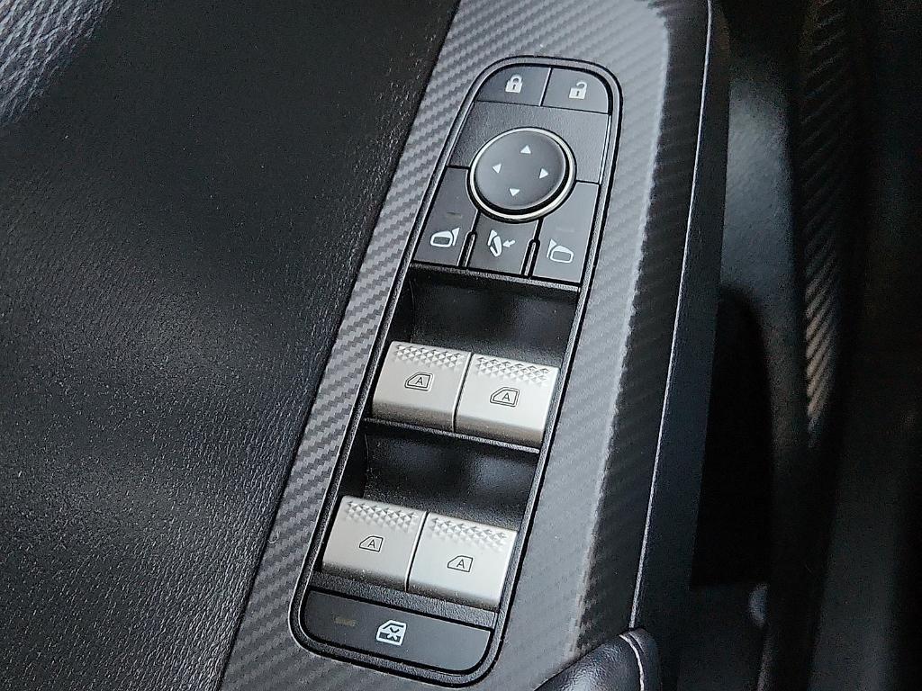 used 2024 Mitsubishi Outlander car, priced at $27,995