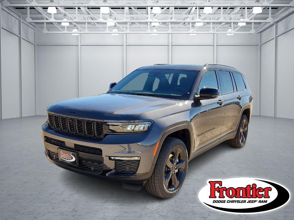 new 2025 Jeep Grand Cherokee L car, priced at $53,700