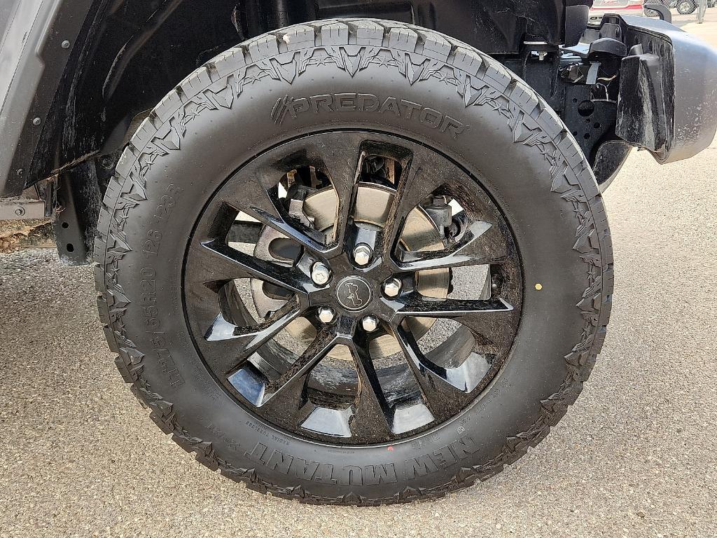 used 2024 Jeep Gladiator car, priced at $36,220