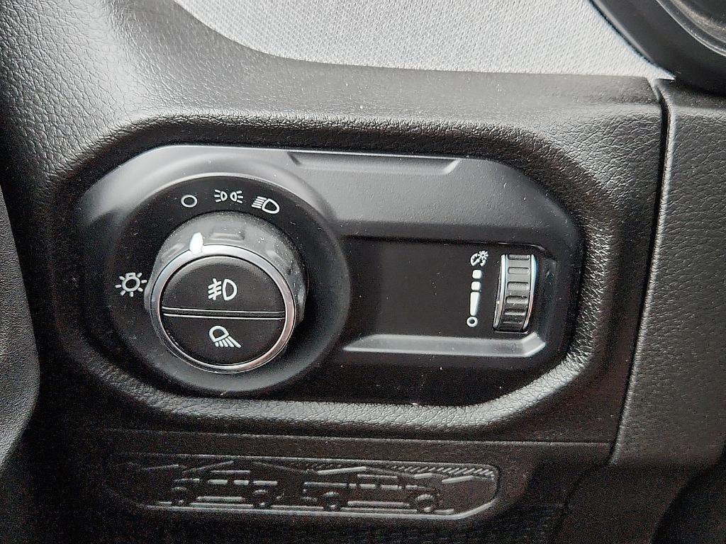 used 2024 Jeep Gladiator car, priced at $36,220