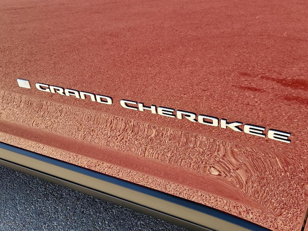 new 2025 Jeep Grand Cherokee L car, priced at $38,267