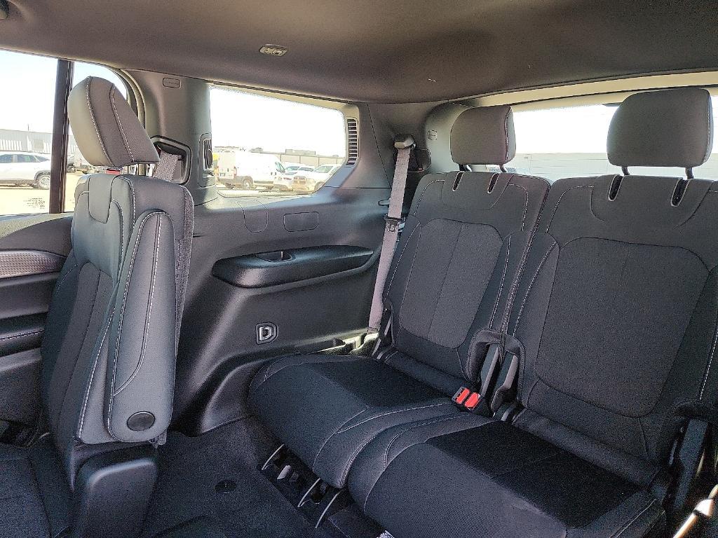 new 2025 Jeep Grand Cherokee L car, priced at $38,267