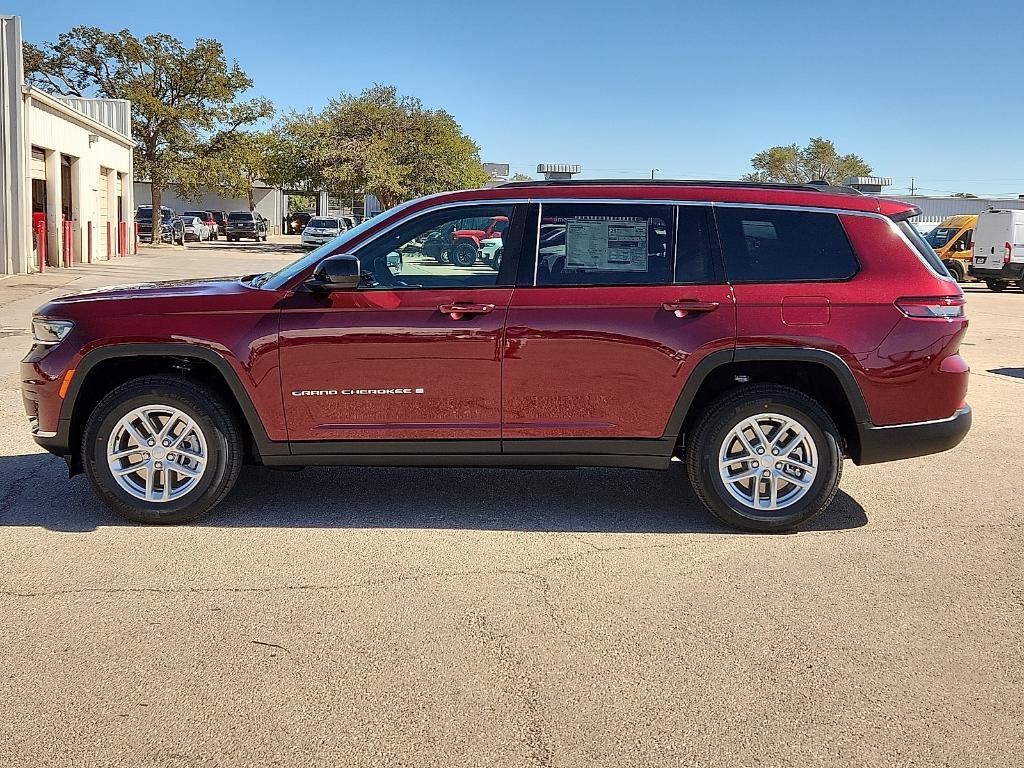 new 2025 Jeep Grand Cherokee L car, priced at $38,267
