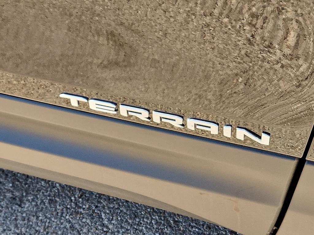 used 2024 GMC Terrain car, priced at $23,995