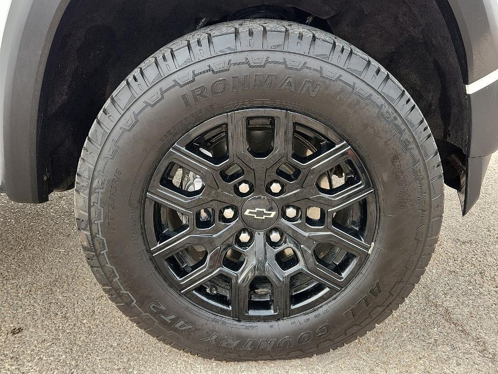 used 2023 Chevrolet Colorado car, priced at $29,995