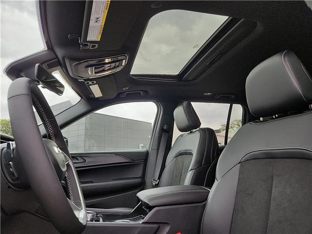 new 2025 Jeep Grand Cherokee car, priced at $40,685