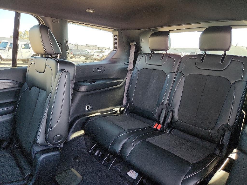 new 2025 Jeep Grand Cherokee L car, priced at $42,157