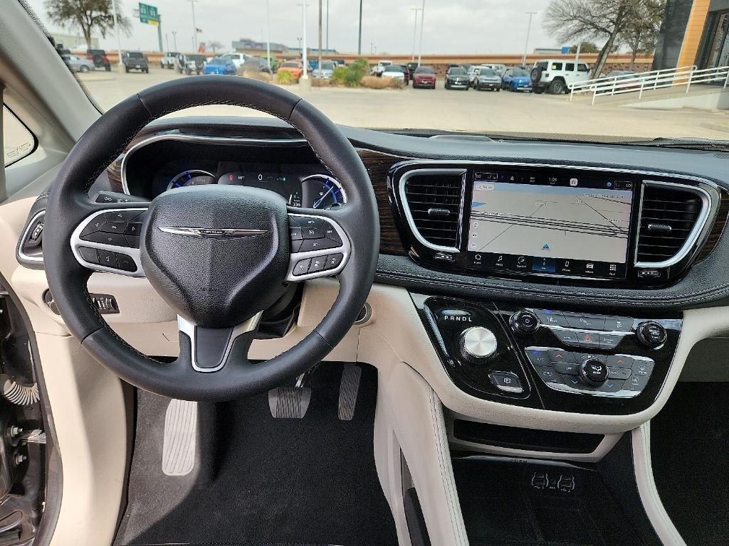 used 2023 Chrysler Pacifica Hybrid car, priced at $28,995