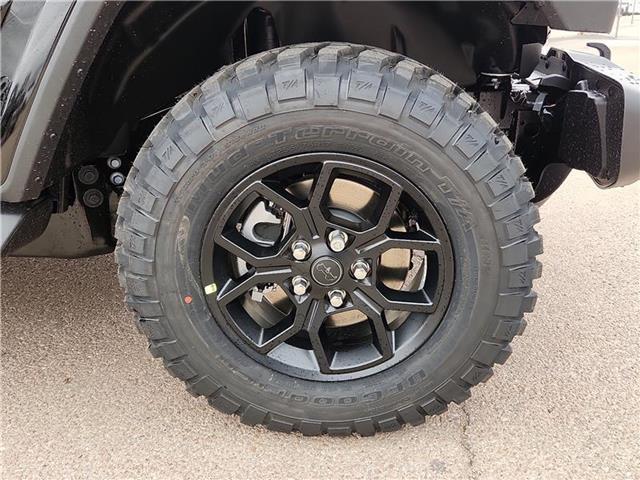 new 2026 Jeep Gladiator car, priced at $47,556