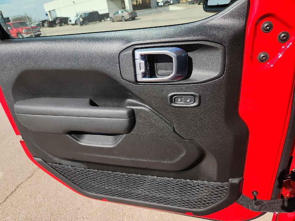 new 2026 Jeep Wrangler car, priced at $41,196