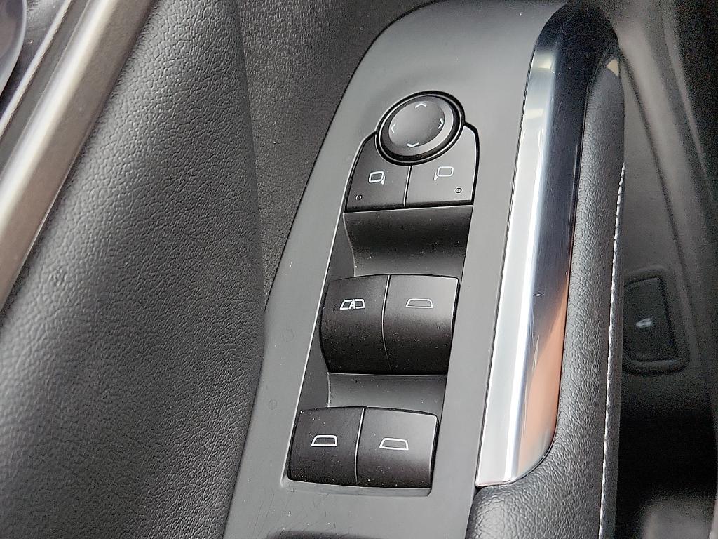 used 2026 Chevrolet Traverse car, priced at $45,220