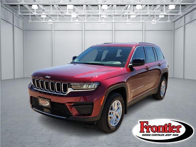 new 2025 Jeep Grand Cherokee car, priced at $47,585