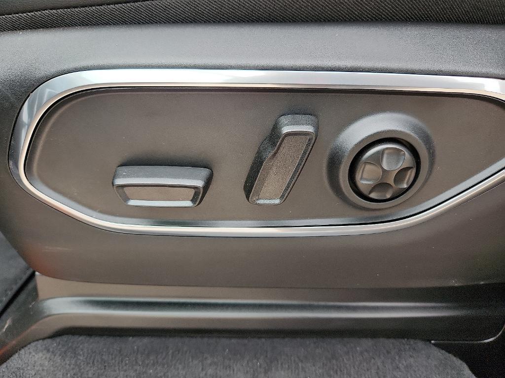 new 2026 Jeep Grand Wagoneer car, priced at $74,000