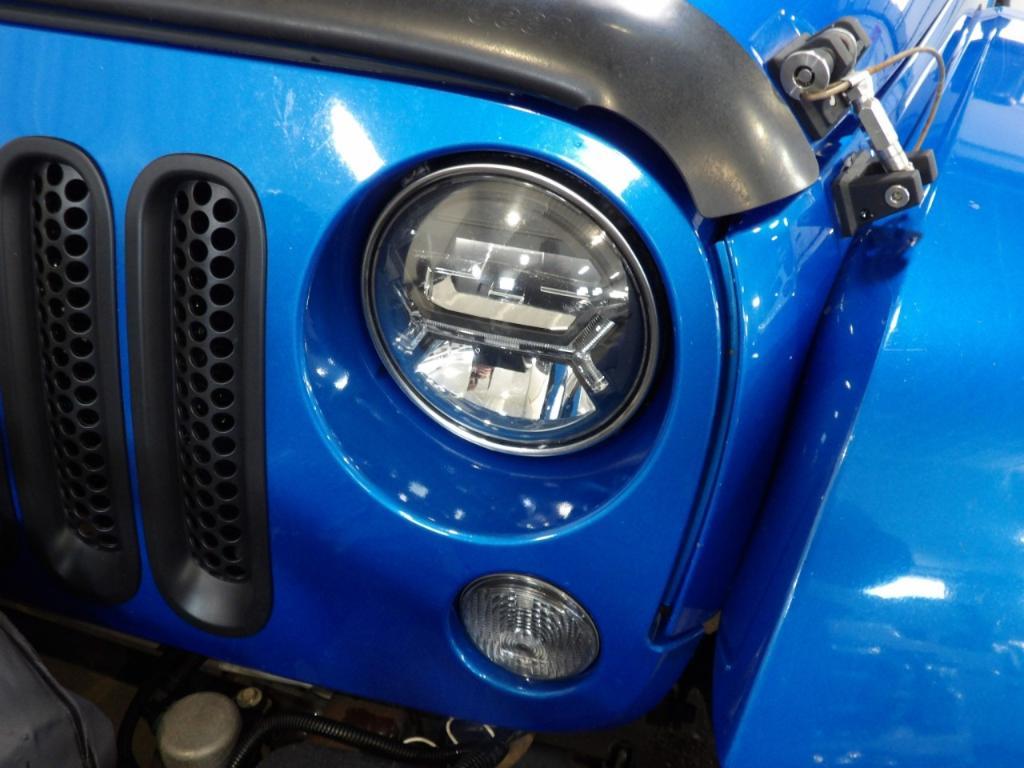 used 2014 Jeep Wrangler Unlimited car, priced at $15,990