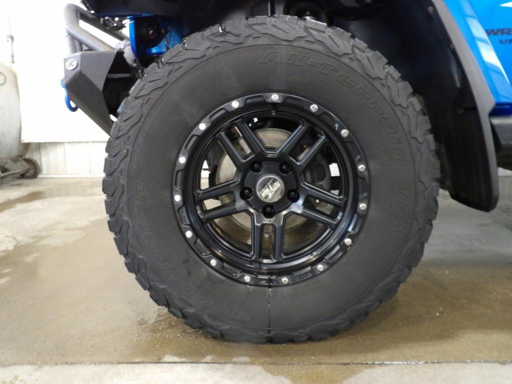 used 2014 Jeep Wrangler Unlimited car, priced at $15,990