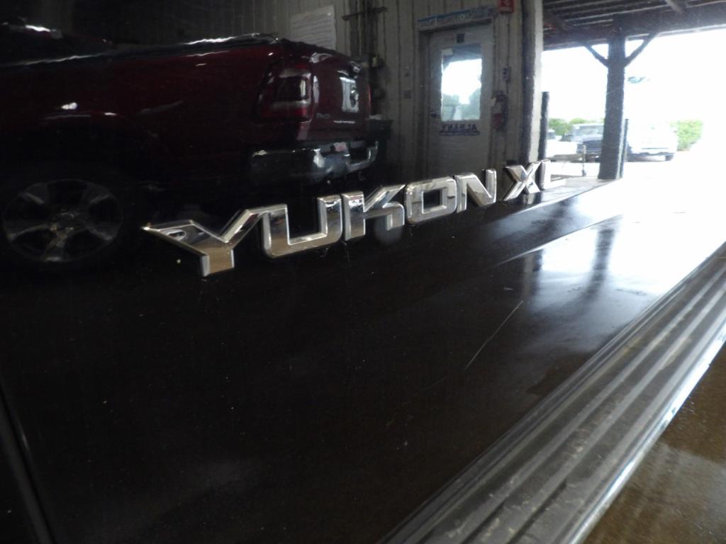 used 2015 GMC Yukon XL car, priced at $9,650