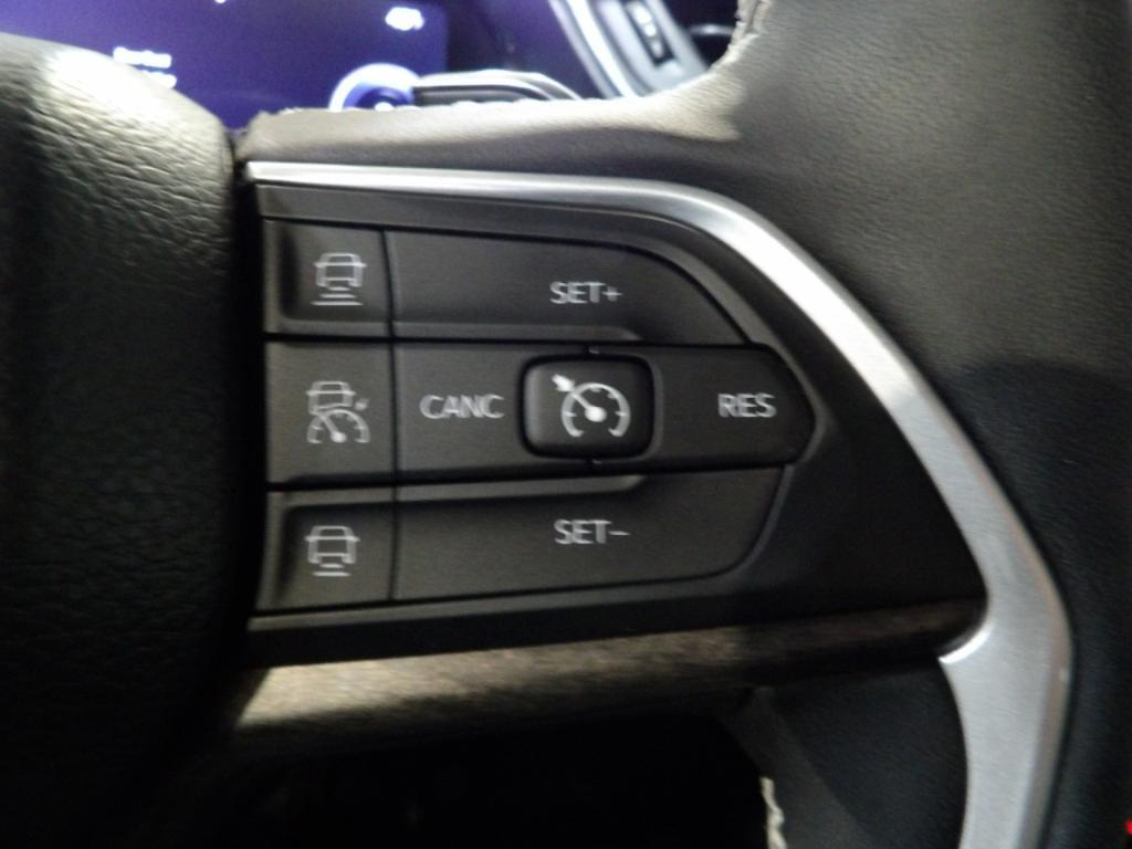 used 2023 Jeep Grand Cherokee L car, priced at $32,990