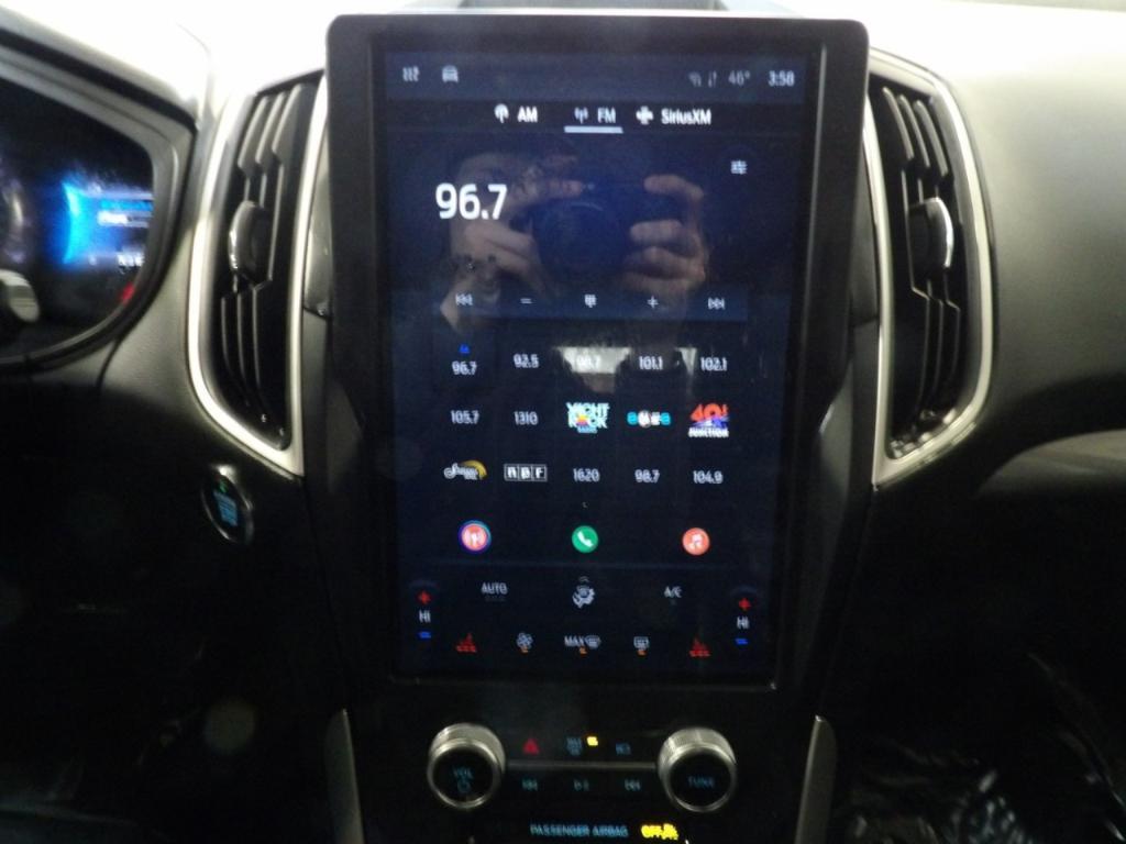 used 2024 Ford Edge car, priced at $21,990