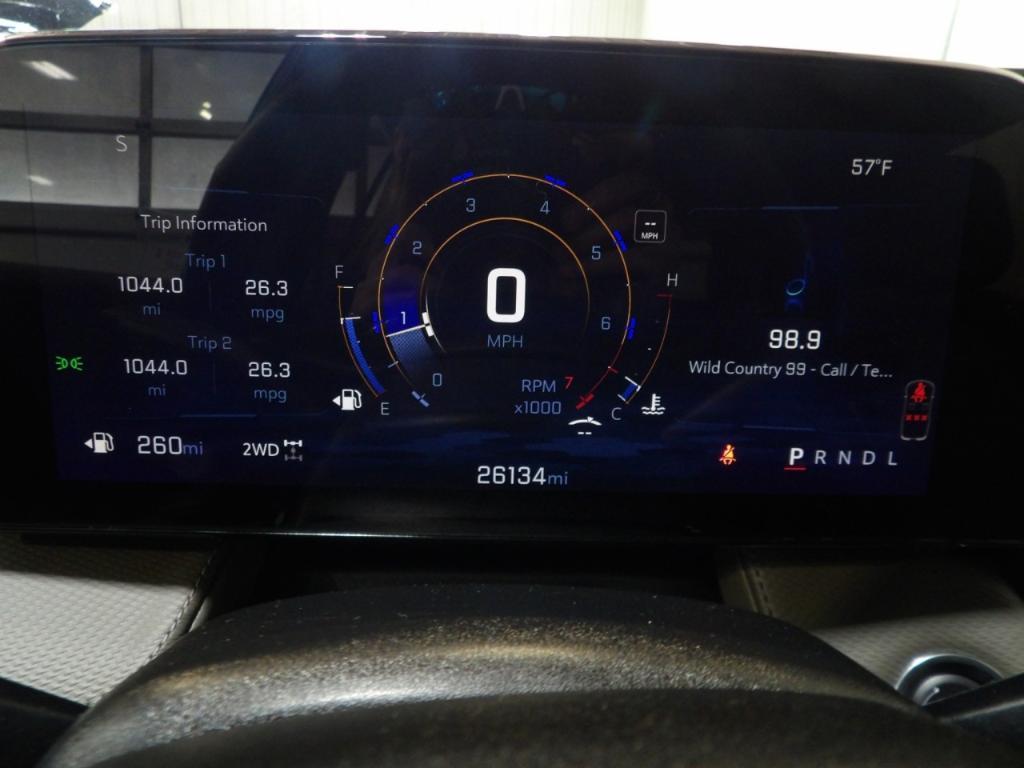 used 2025 Chevrolet Equinox car, priced at $27,490