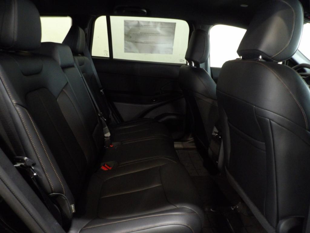 new 2026 Jeep Cherokee car, priced at $43,160