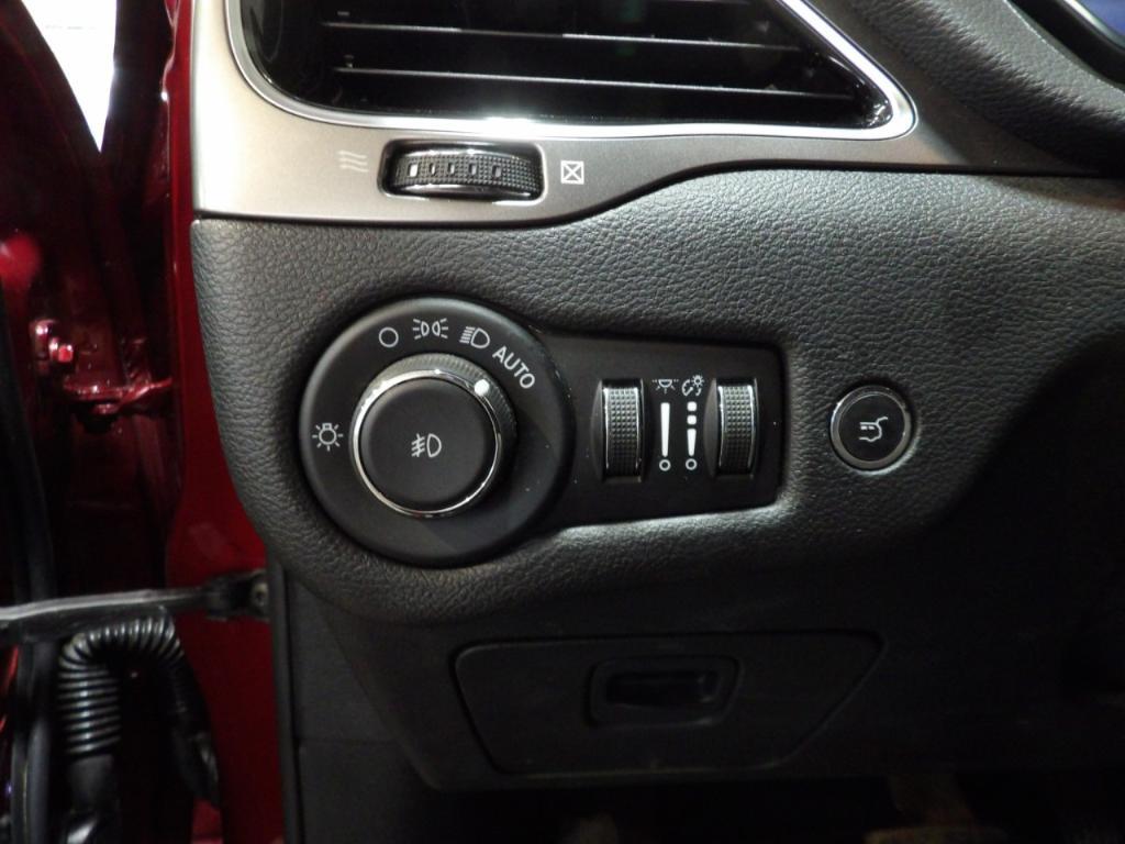 used 2020 Jeep Cherokee car, priced at $22,990